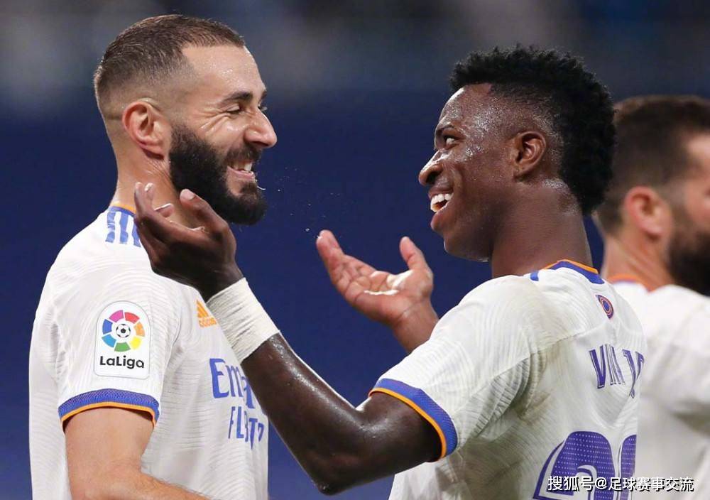 开云平台-里昂队在主场力挫对手取得胜利