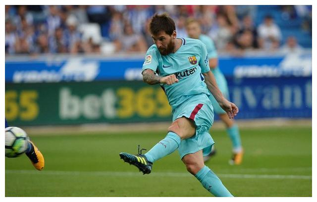 奥萨苏纳客场逼平，稳固中游位置