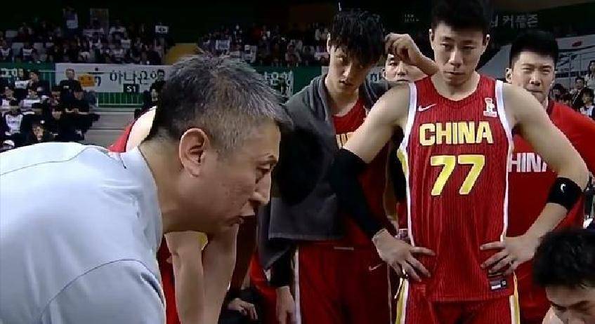 开云足球直播-CBA联赛推迟开始，球员士气受影响