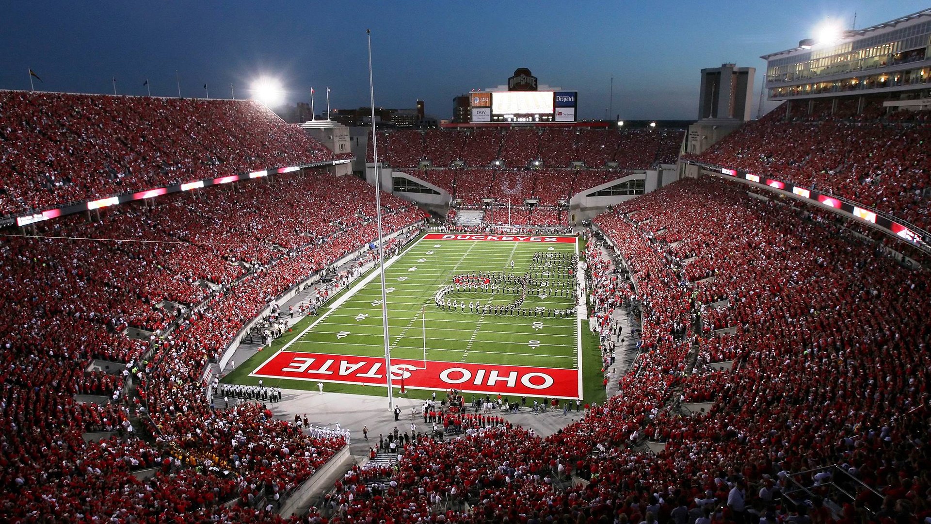 开云体育登录-德甲争冠夜，弗拉霍维奇独舞，一记倒钩改写历史的90分钟